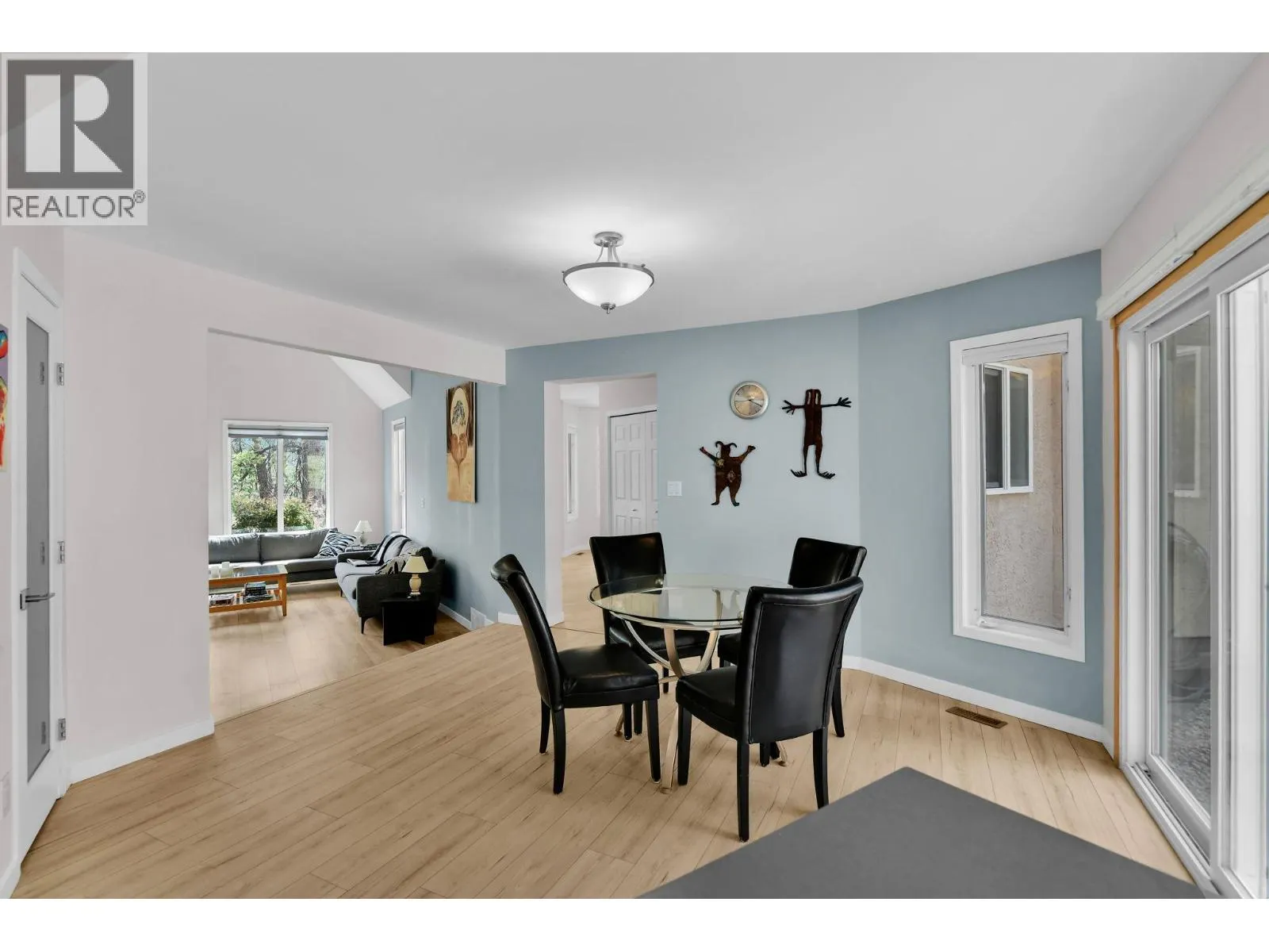 115 Par Boulevard