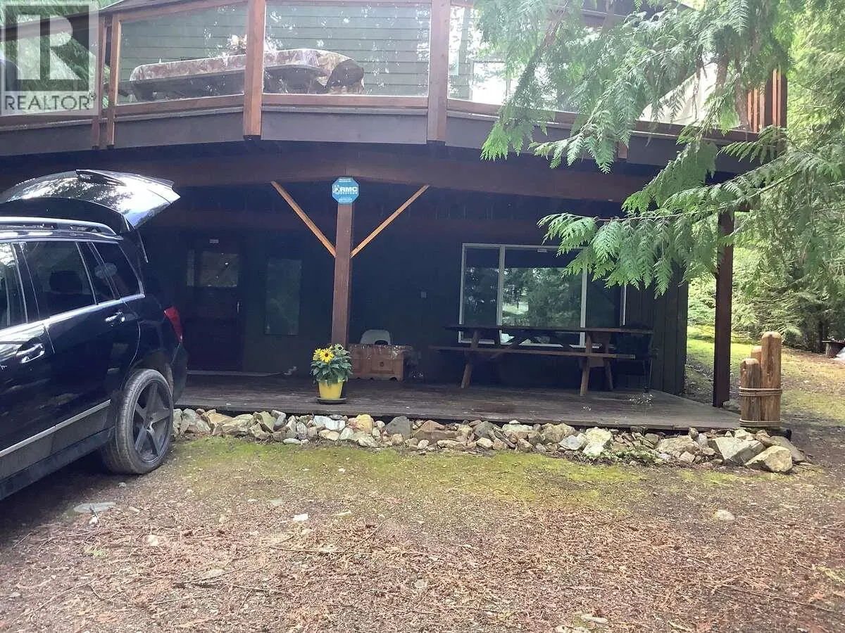 7429 Sunnybrae Canoe Point Road Unit# 22