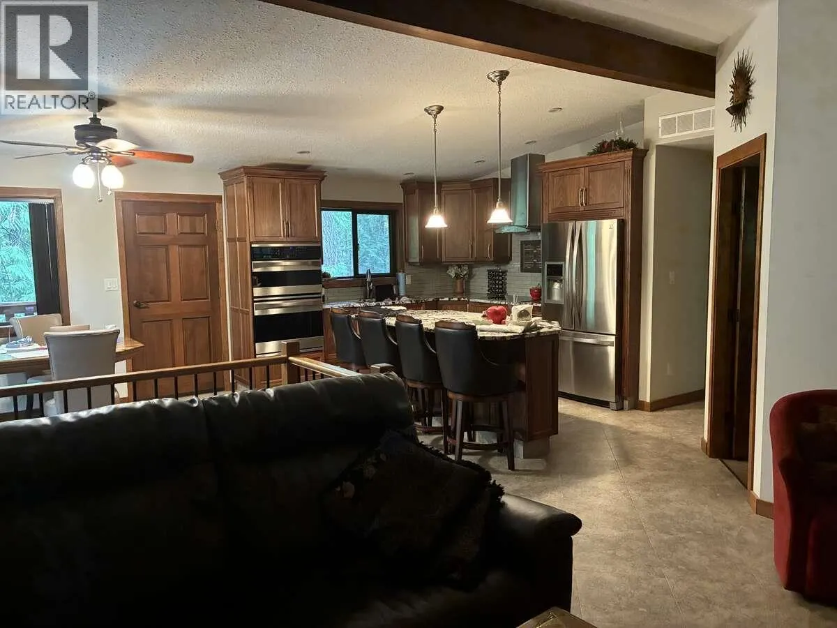 7429 Sunnybrae Canoe Point Road Unit# 22
