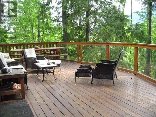 7429 Sunnybrae Canoe Point Road Unit# 22