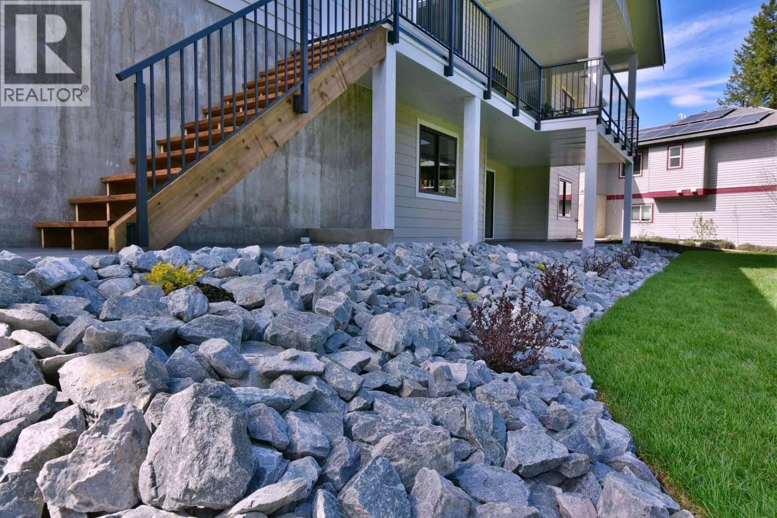 2799 Mountview Drive