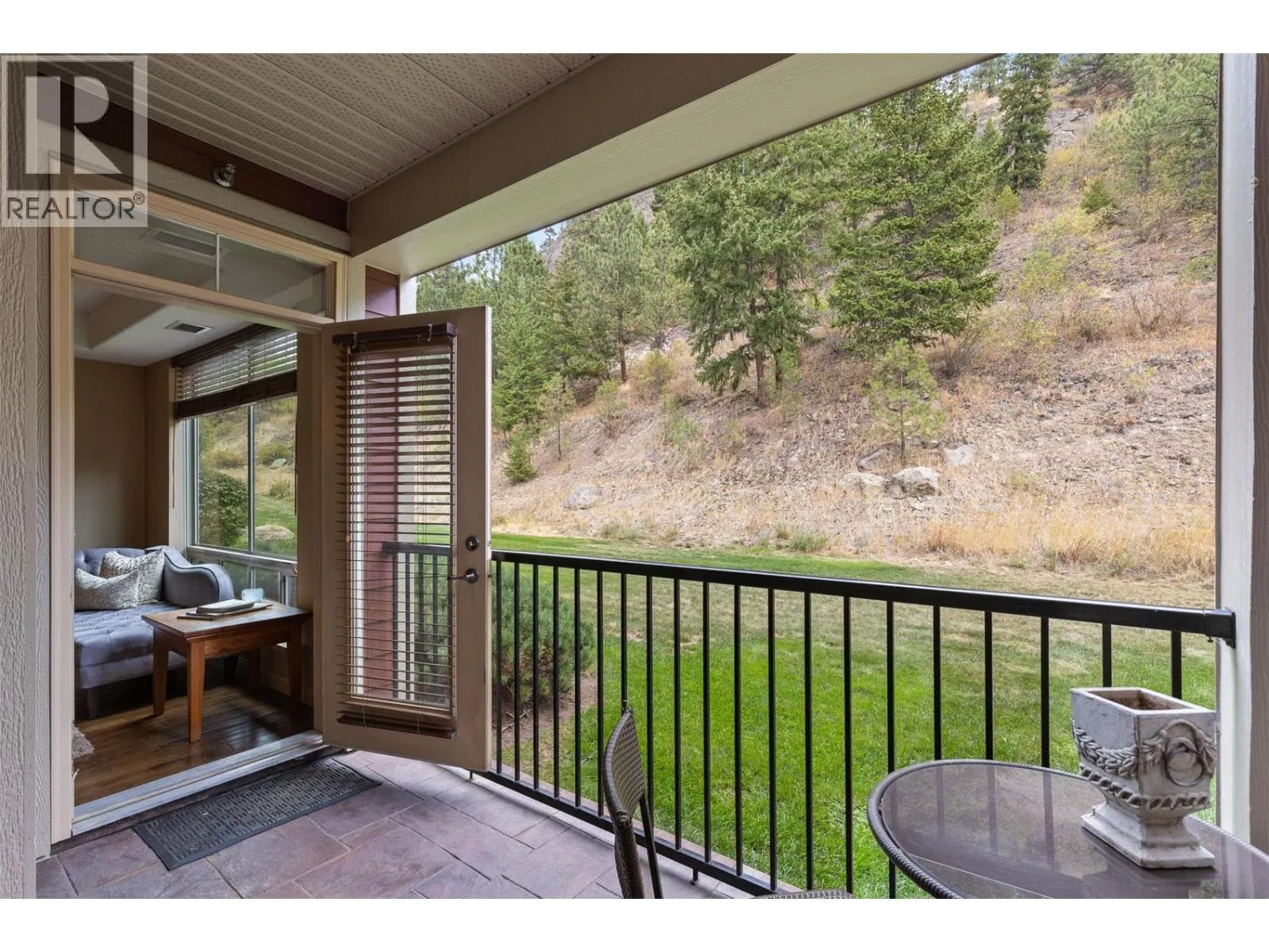 2780 AUBURN Road Unit# 106