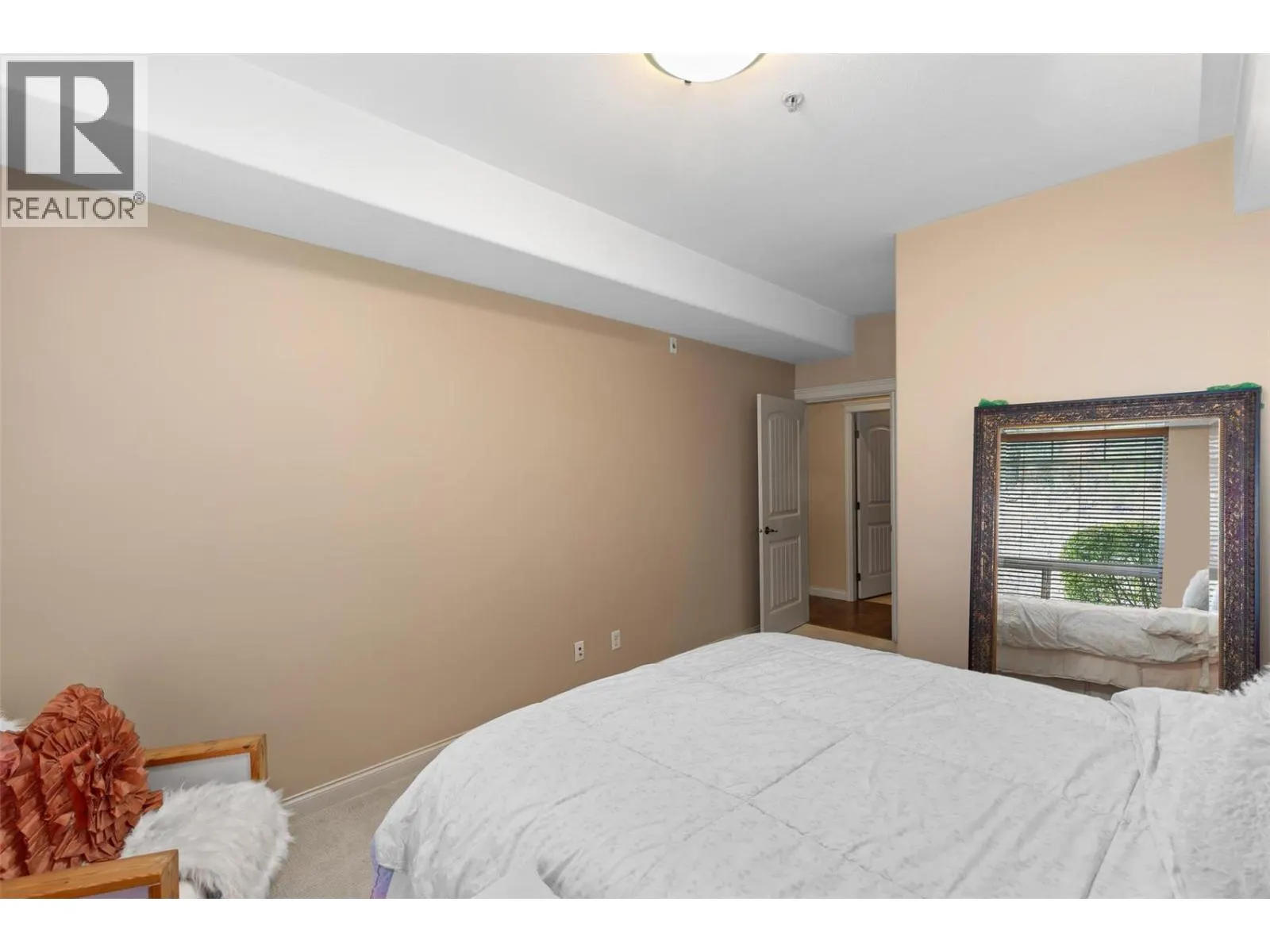 2780 AUBURN Road Unit# 106