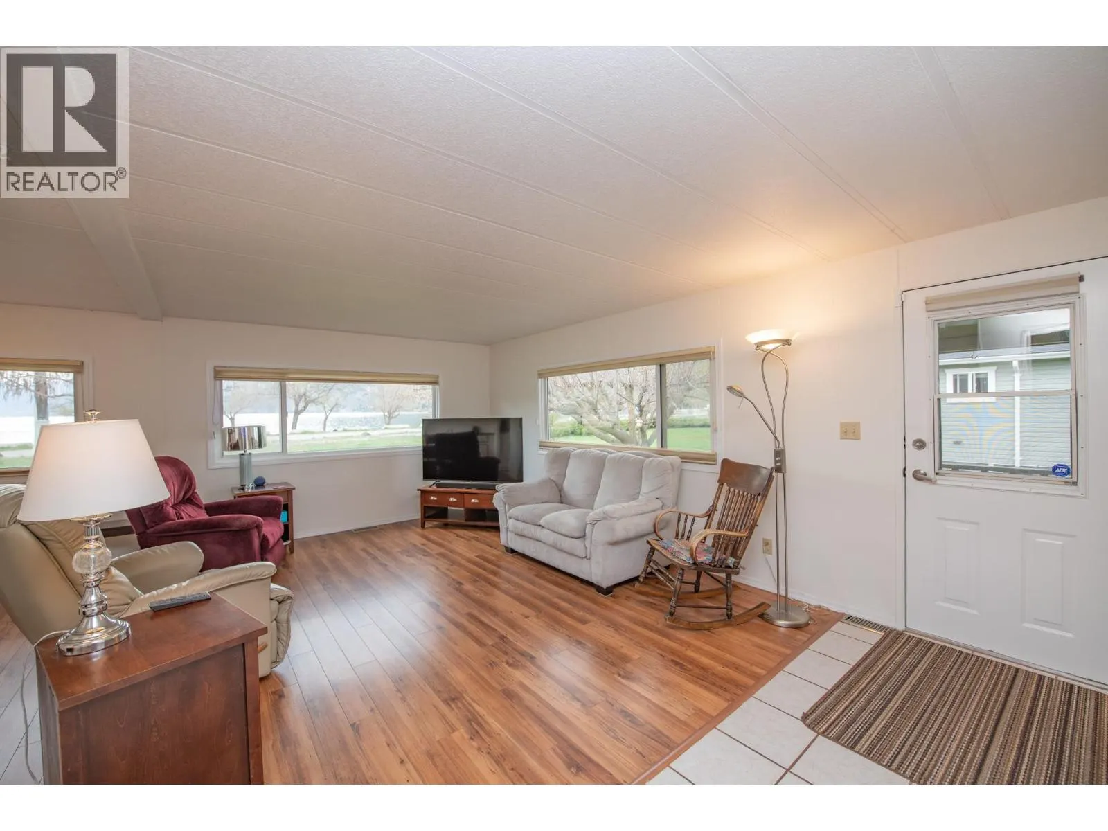 2727 Lakeshore Road Unit# 48