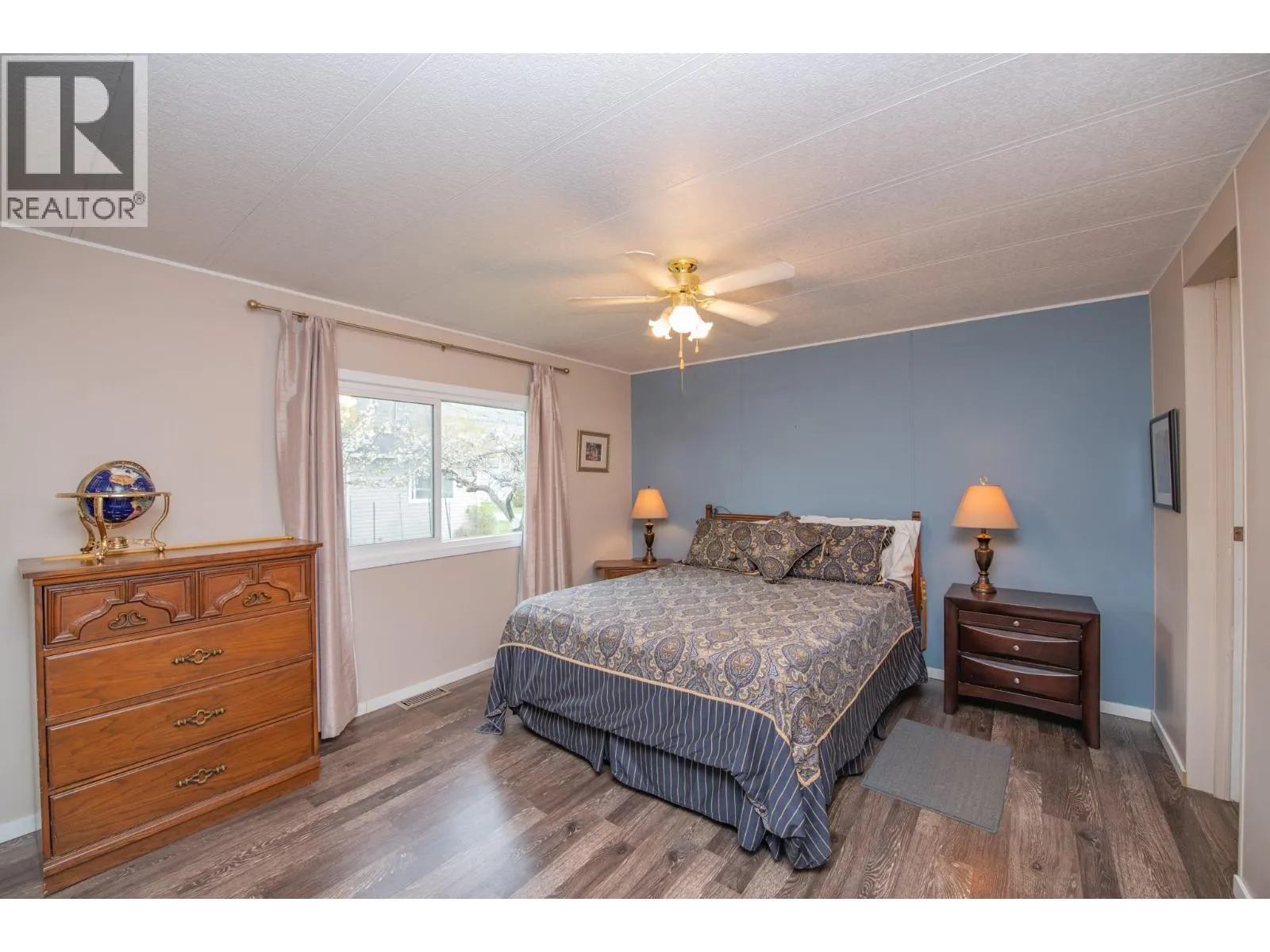 2727 Lakeshore Road Unit# 48