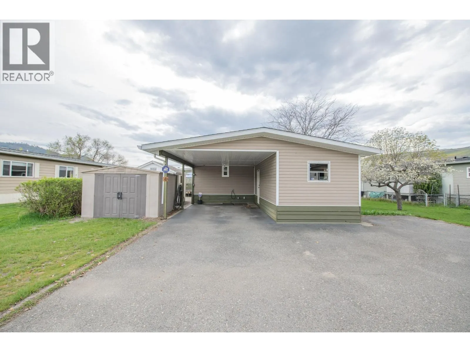 2727 Lakeshore Road Unit# 48