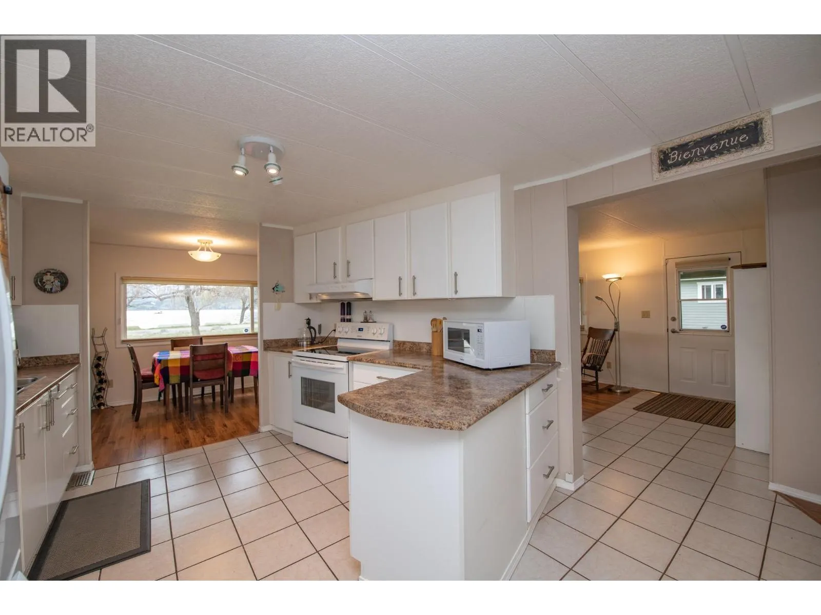 2727 Lakeshore Road Unit# 48