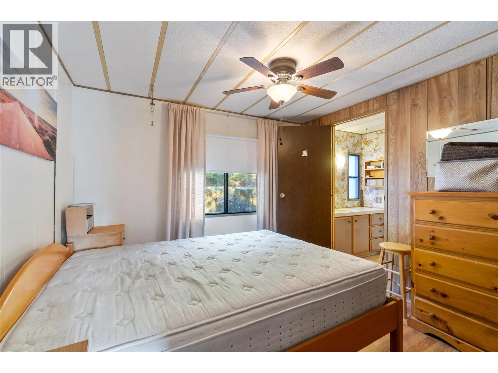 8698 Penwith Way