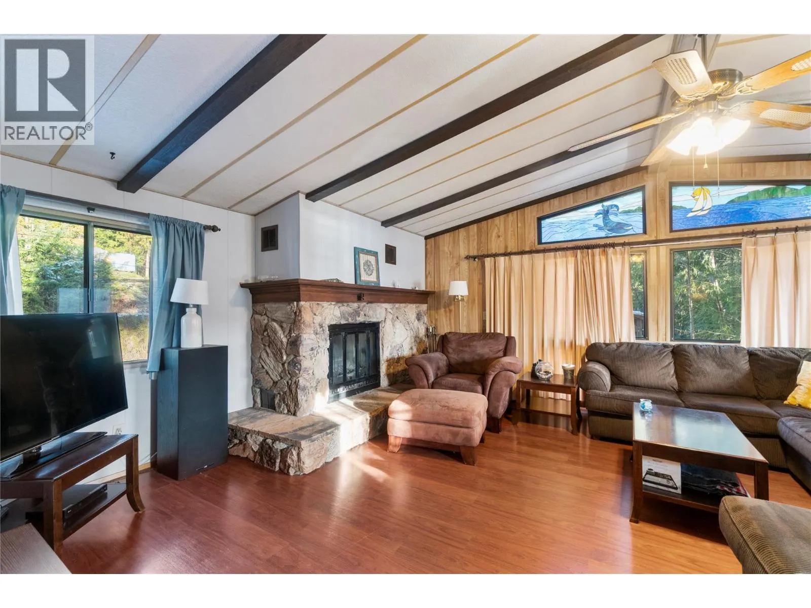 8698 Penwith Way