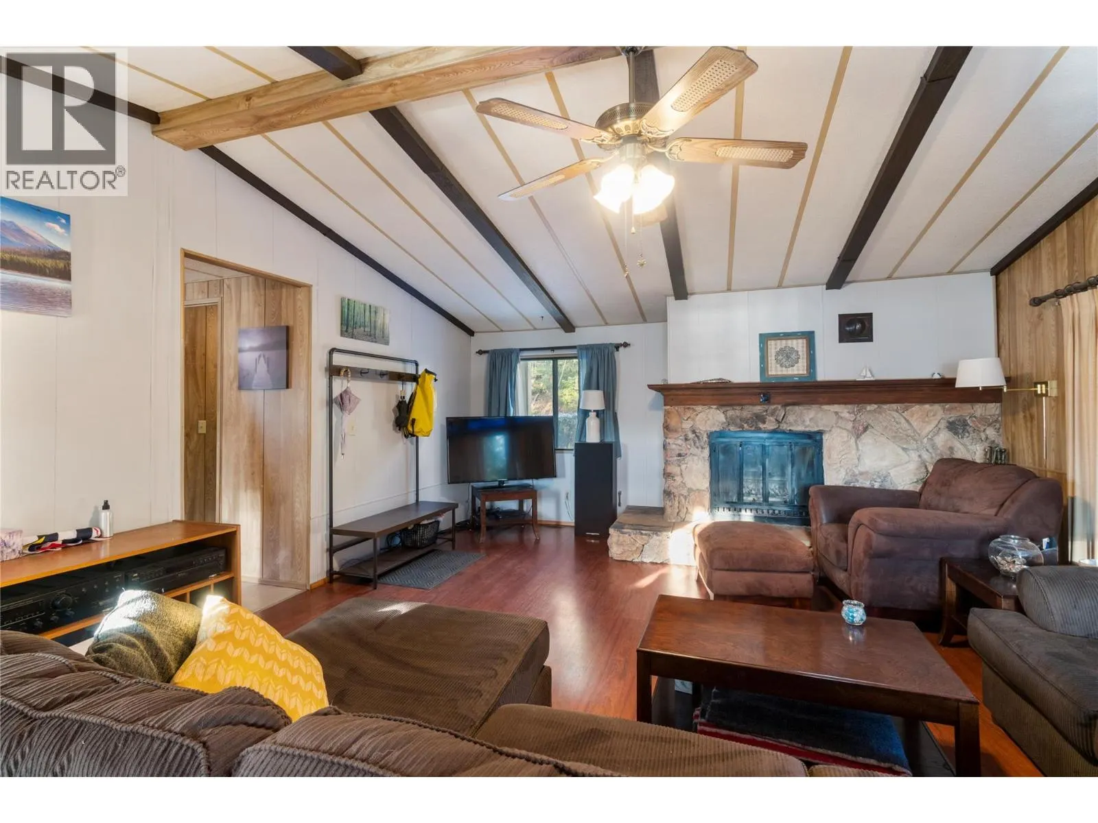 8698 Penwith Way