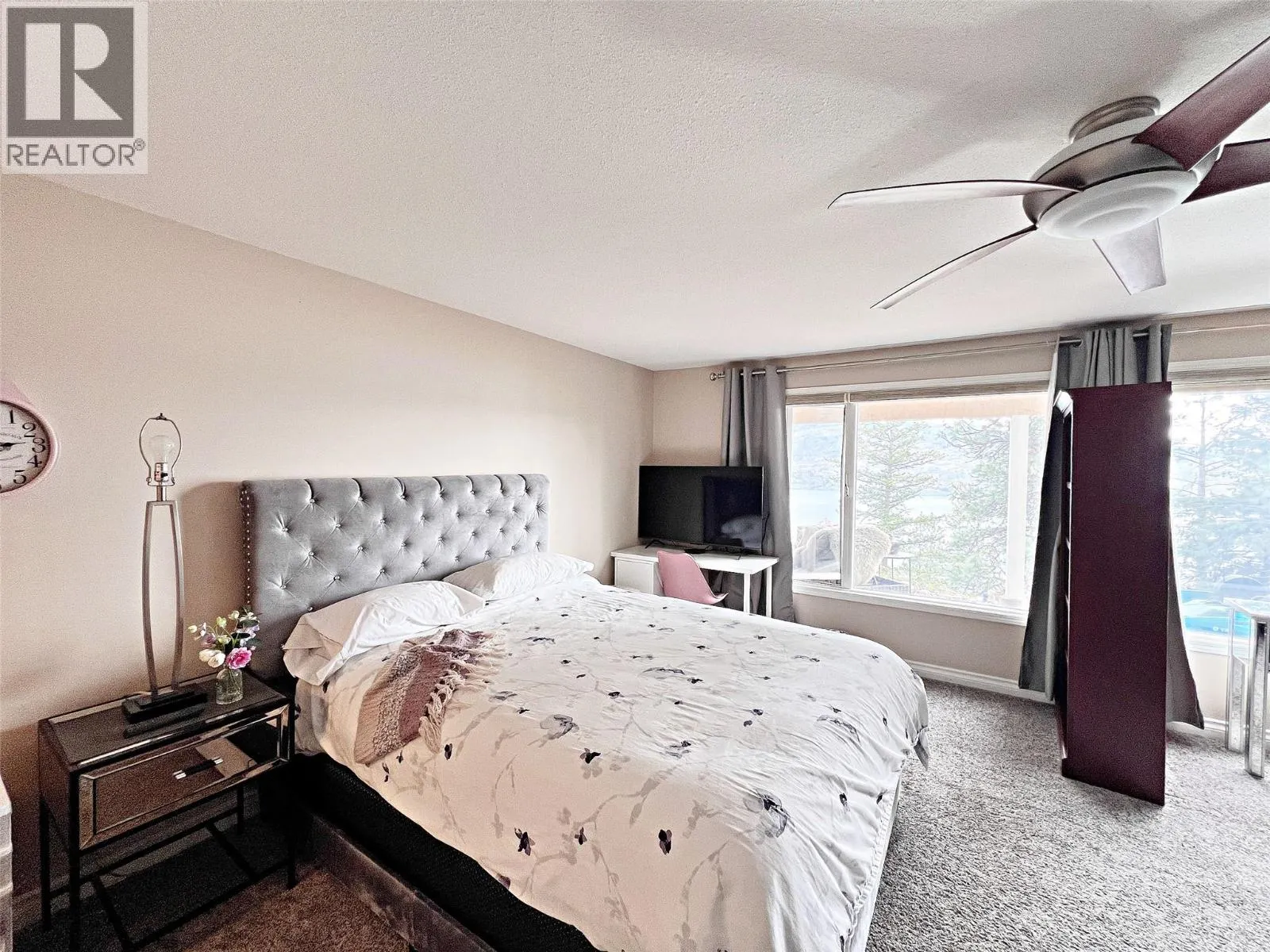 4480 Ponderosa Drive