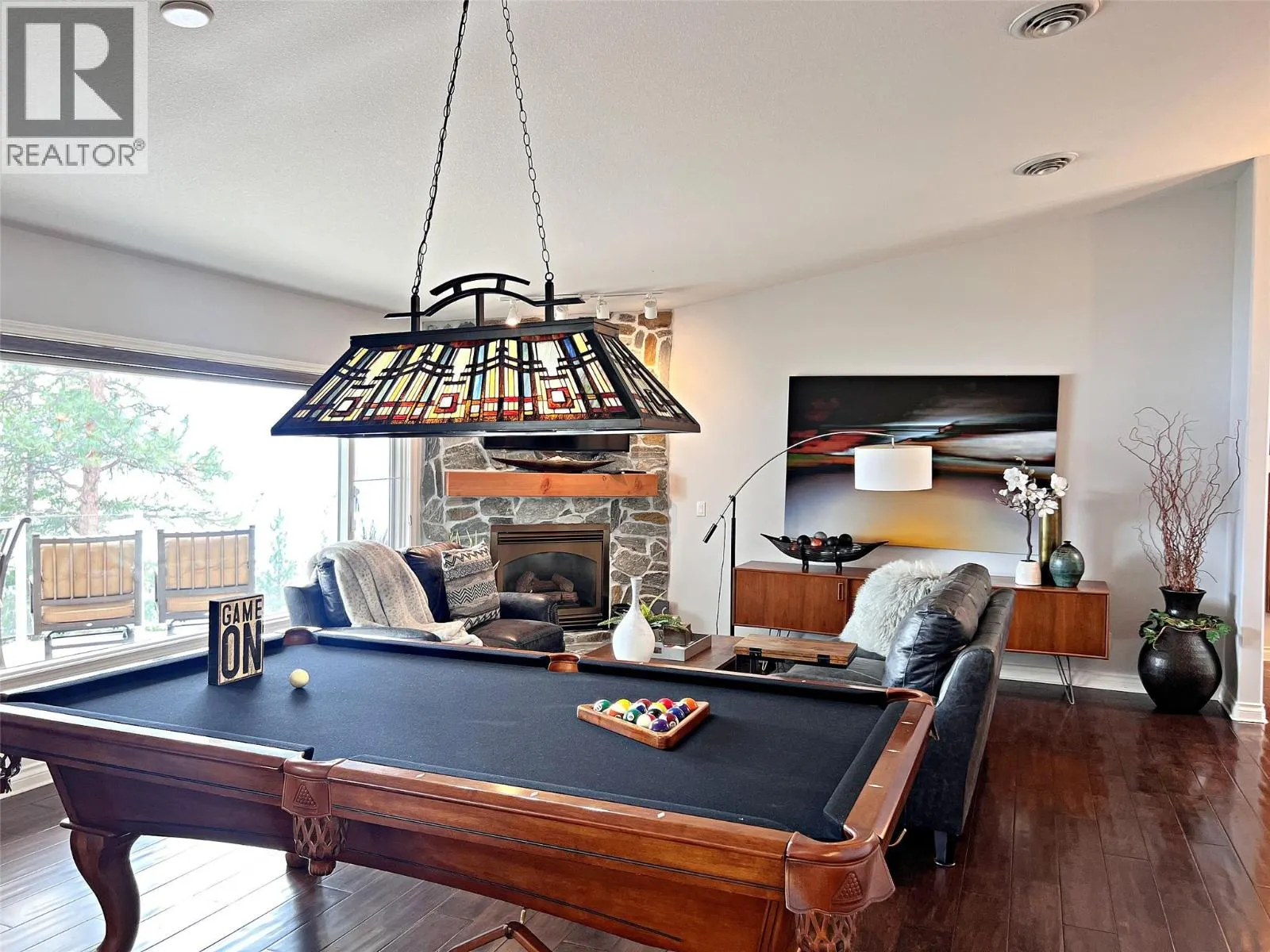 4480 Ponderosa Drive