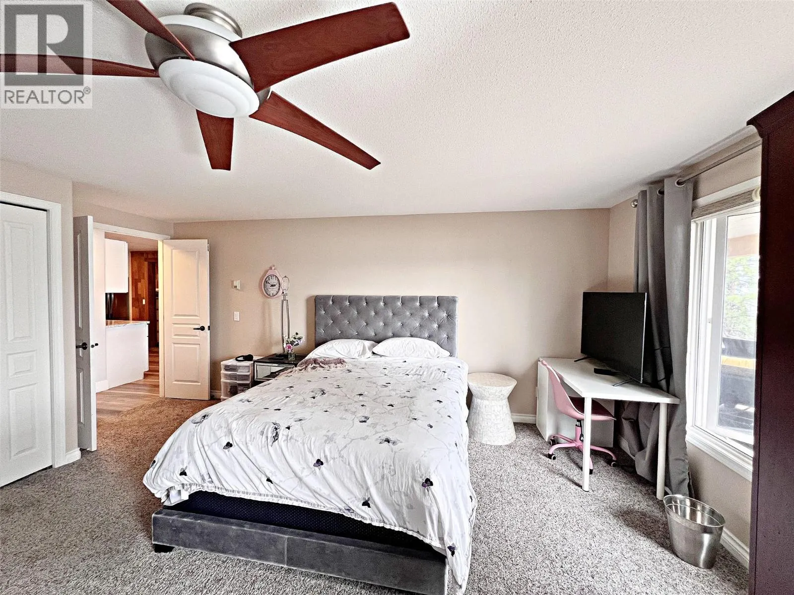 4480 Ponderosa Drive