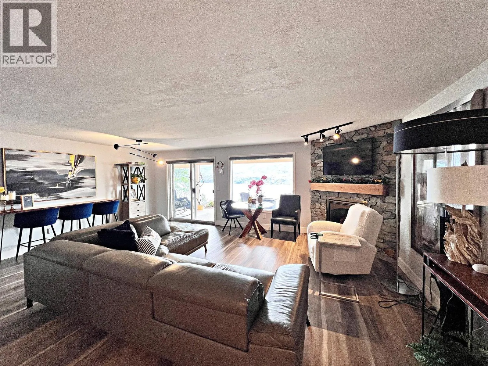 4480 Ponderosa Drive