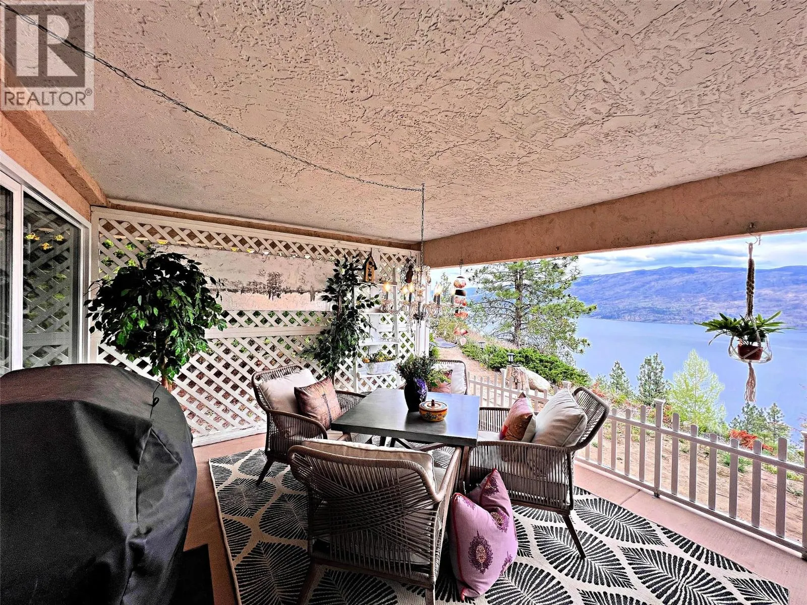 4480 Ponderosa Drive