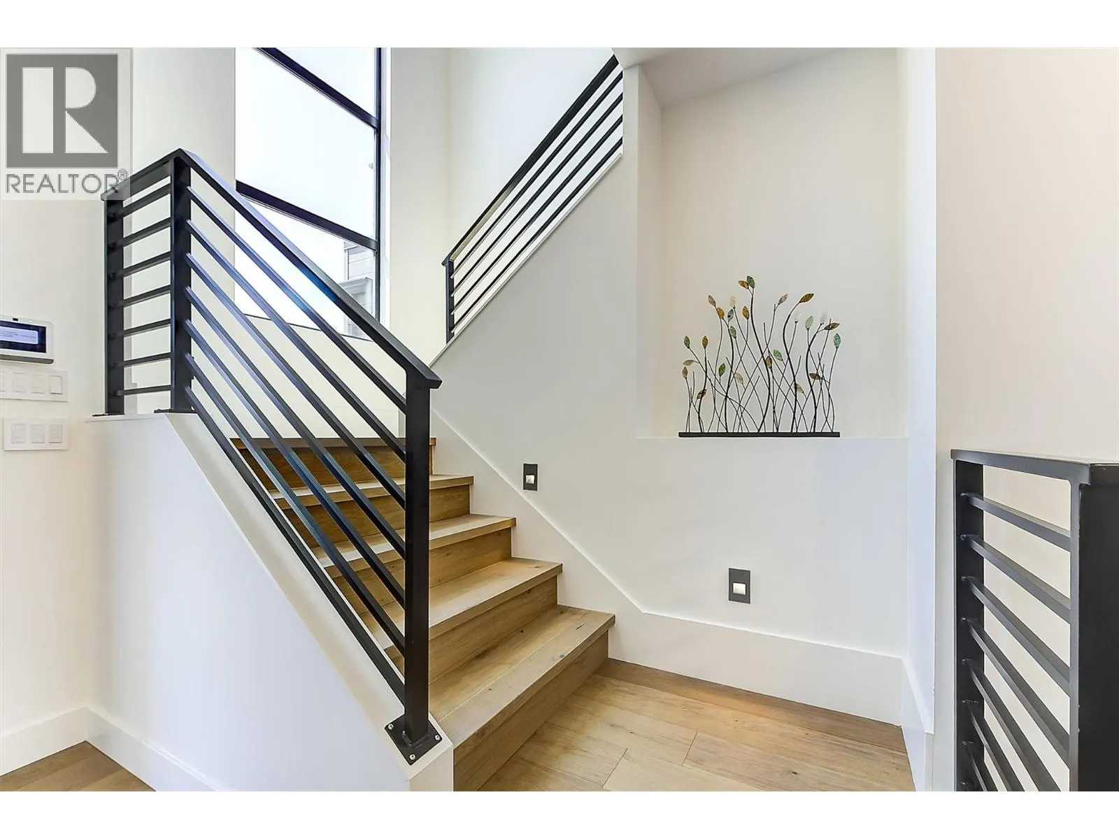 3342 Vineyard View Drive