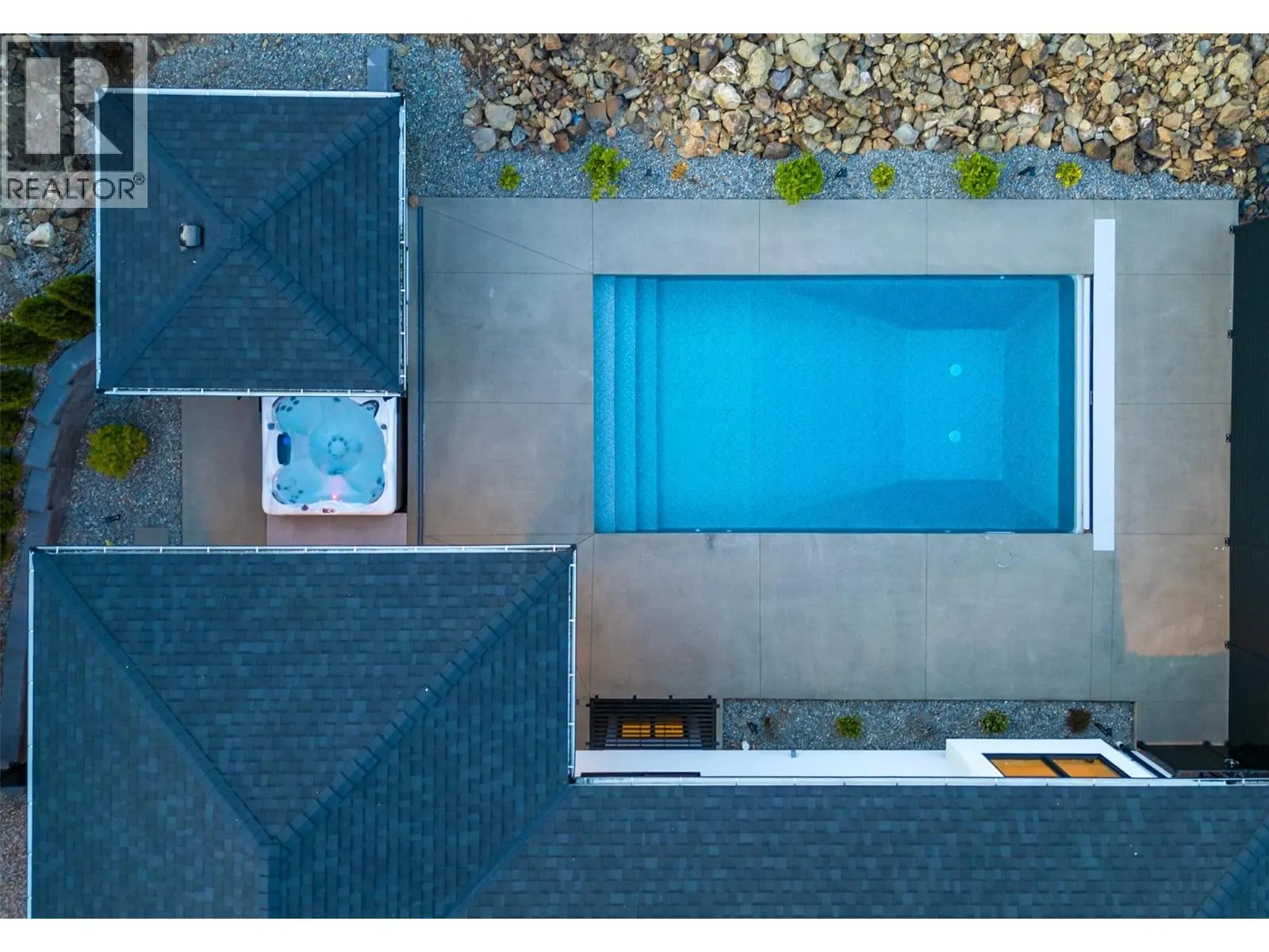 3342 Vineyard View Drive