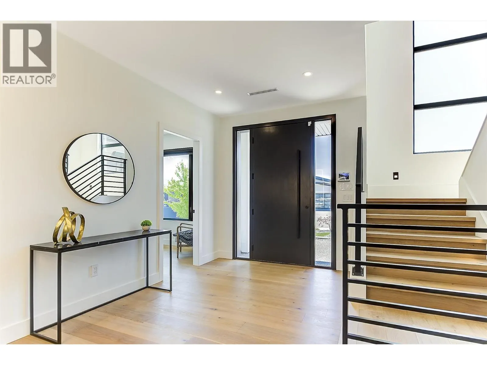 3342 Vineyard View Drive