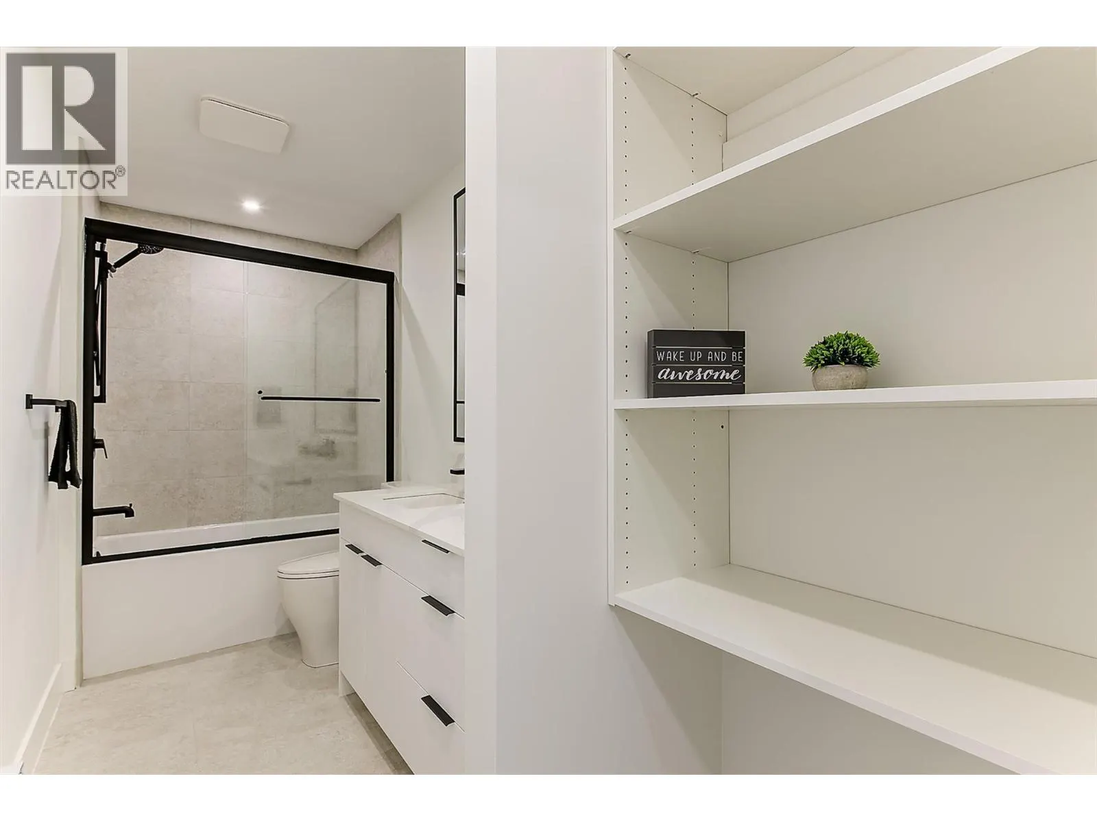3342 Vineyard View Drive