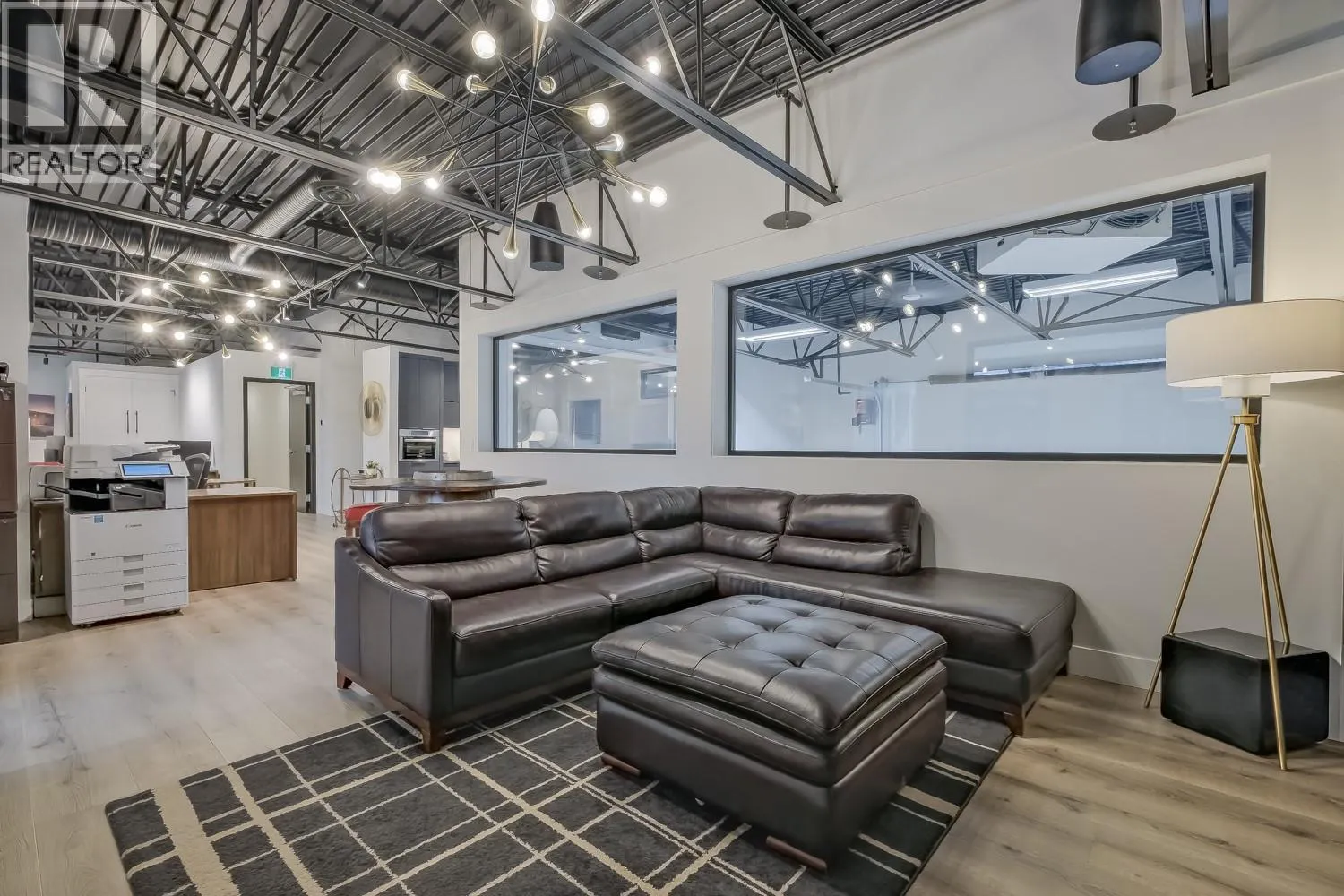 2110 Matrix Crescent Unit# 18