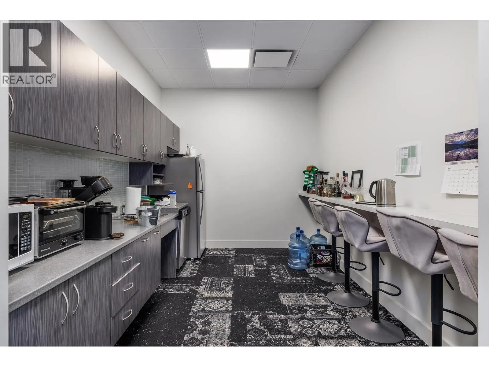 525 97 S Highway Unit# 200