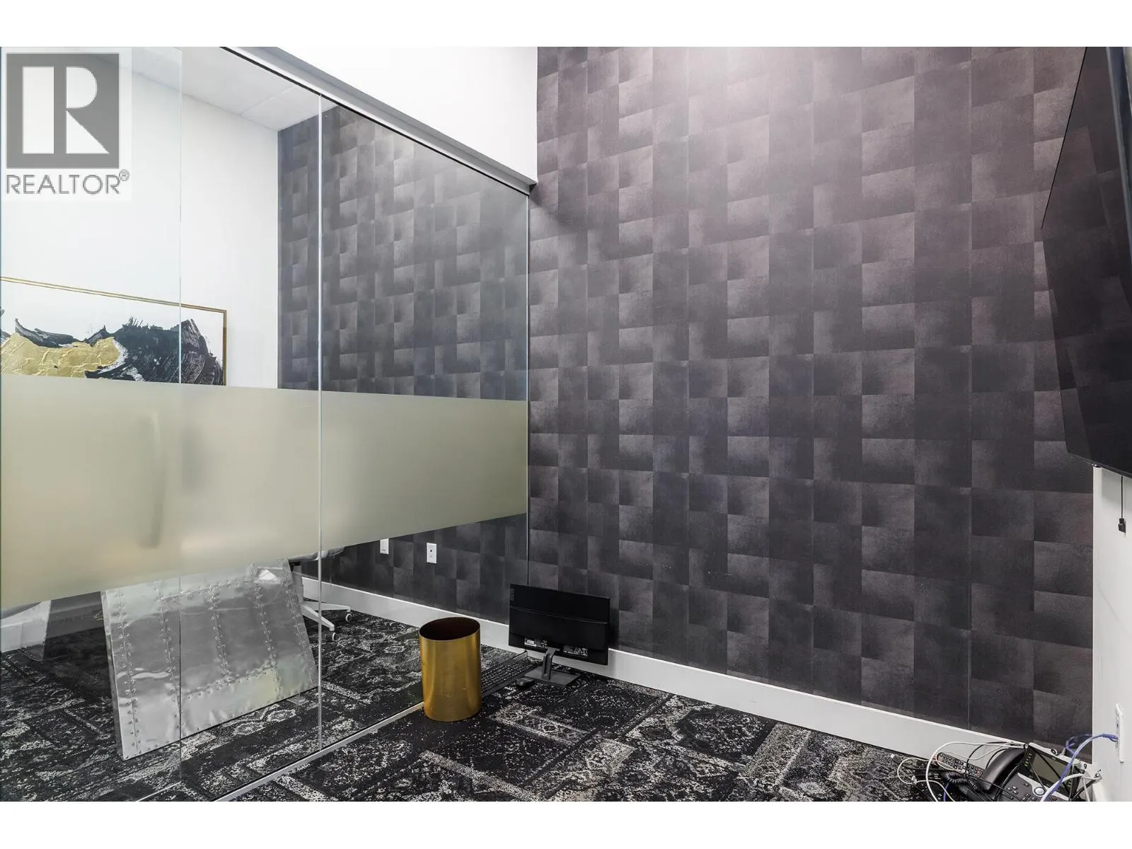 525 97 S Highway Unit# 200