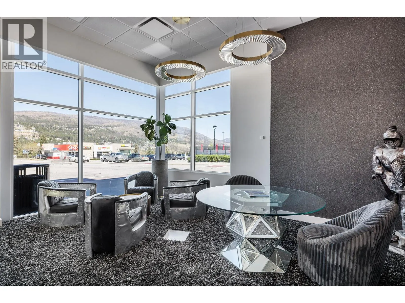 525 97 S Highway Unit# 200