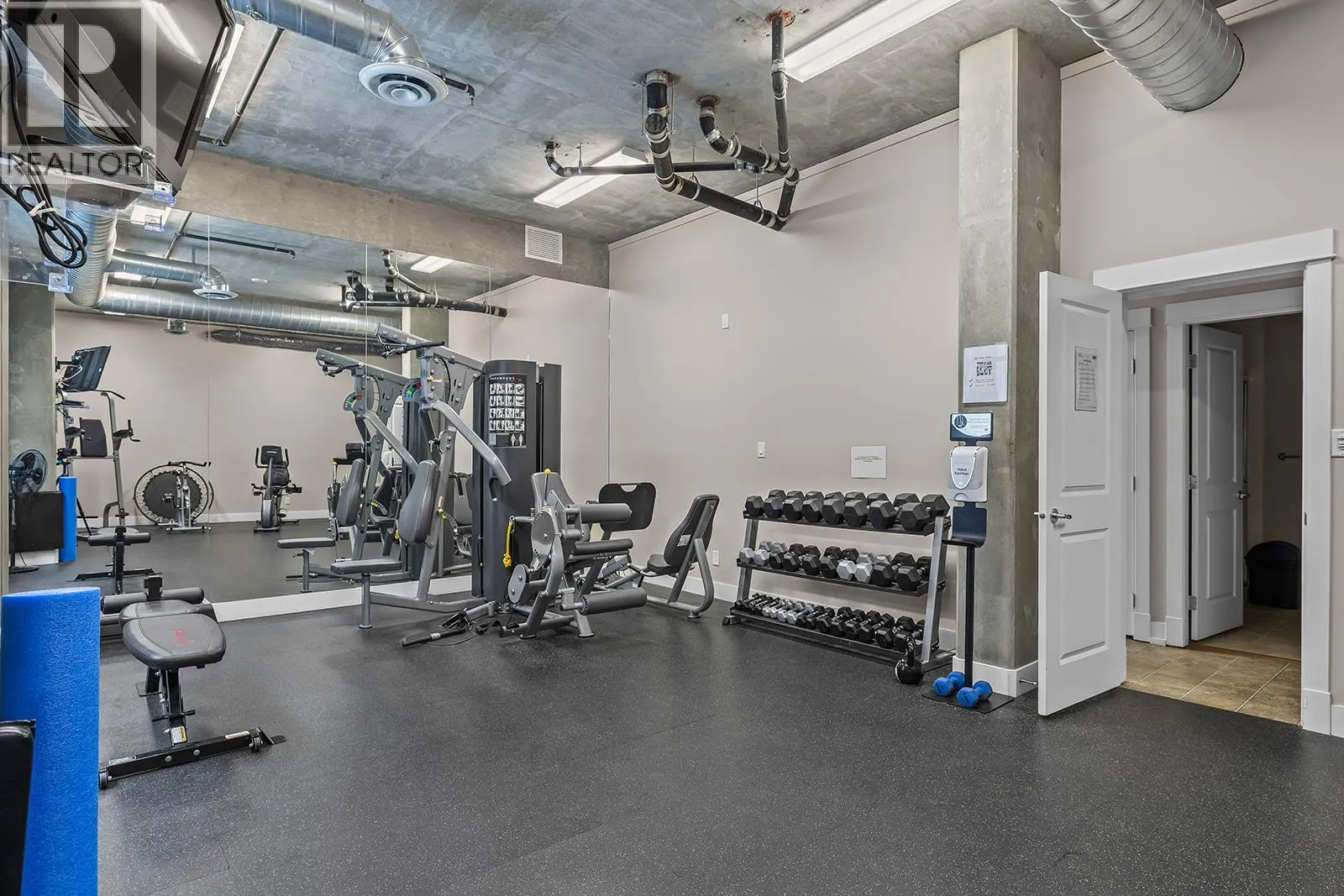 1329 Ellis Street Unit# 204
