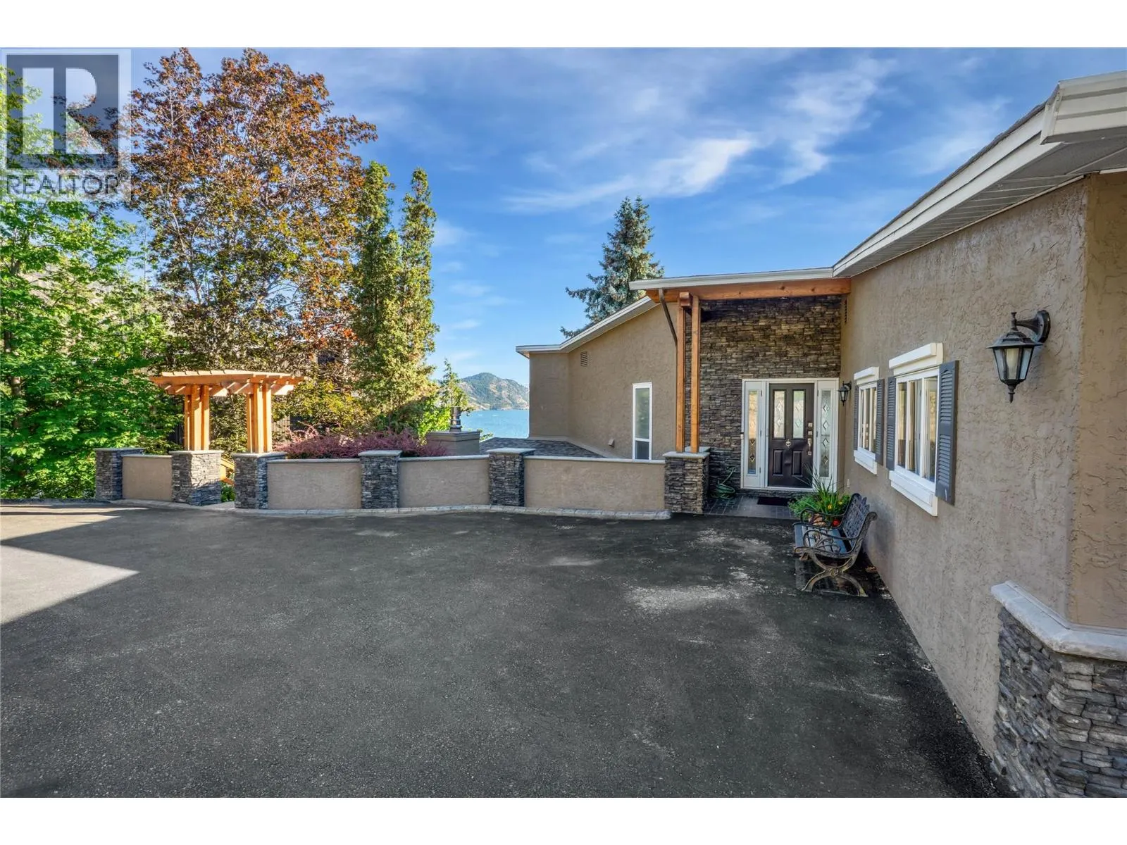 1988 Dewdney Road