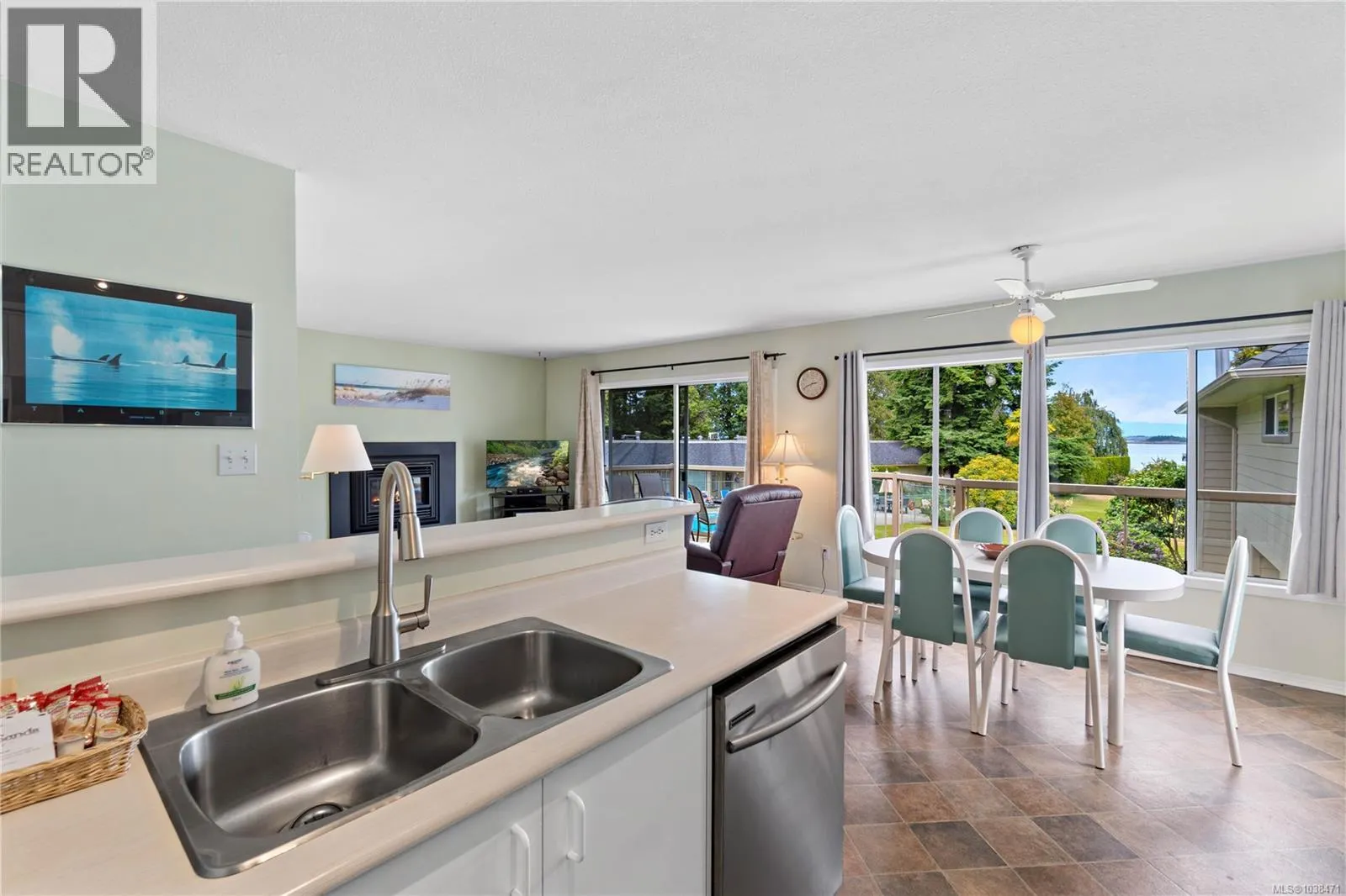 33 1165 Resort Dr