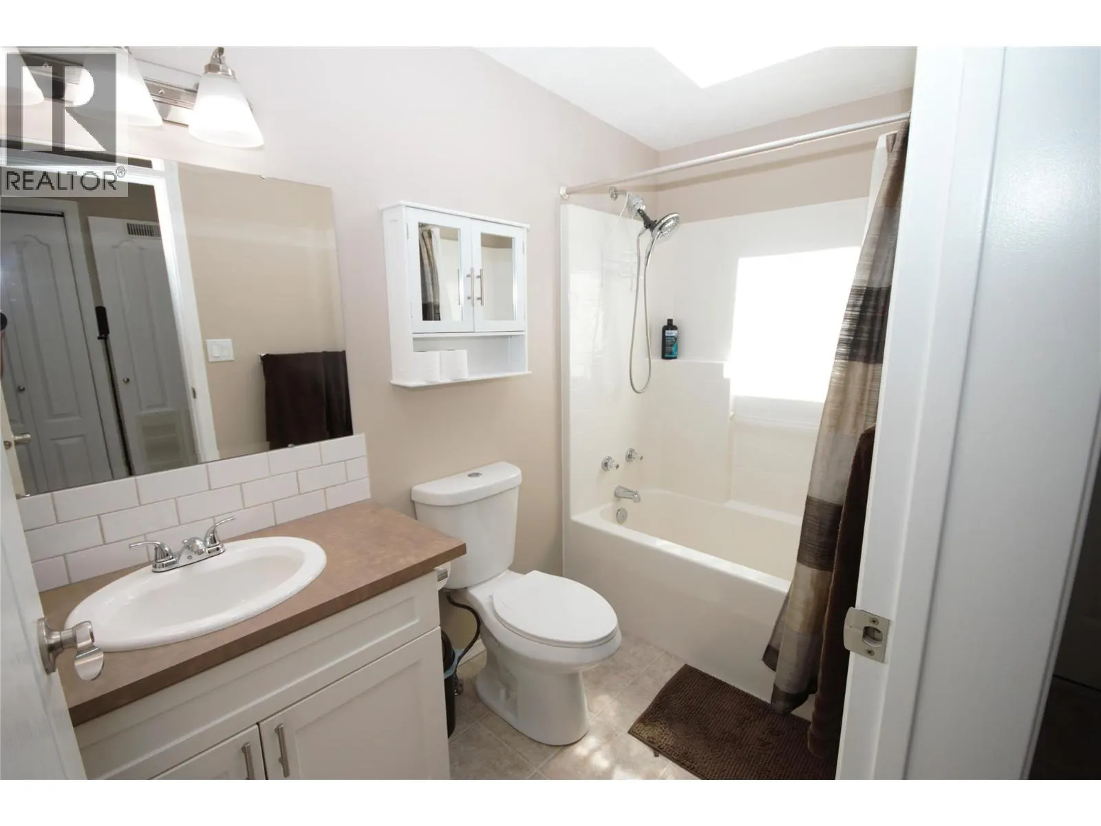 8598 Highway 97 Unit# 44