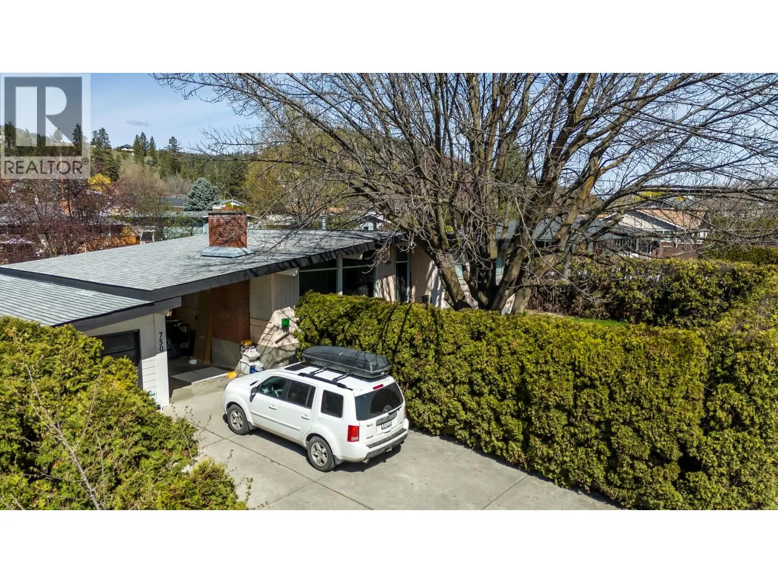 750 Glenmore Drive