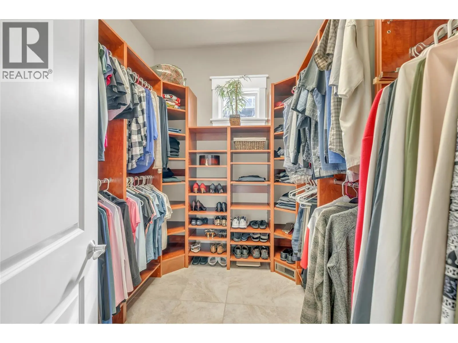 166 Vintage Boulevard