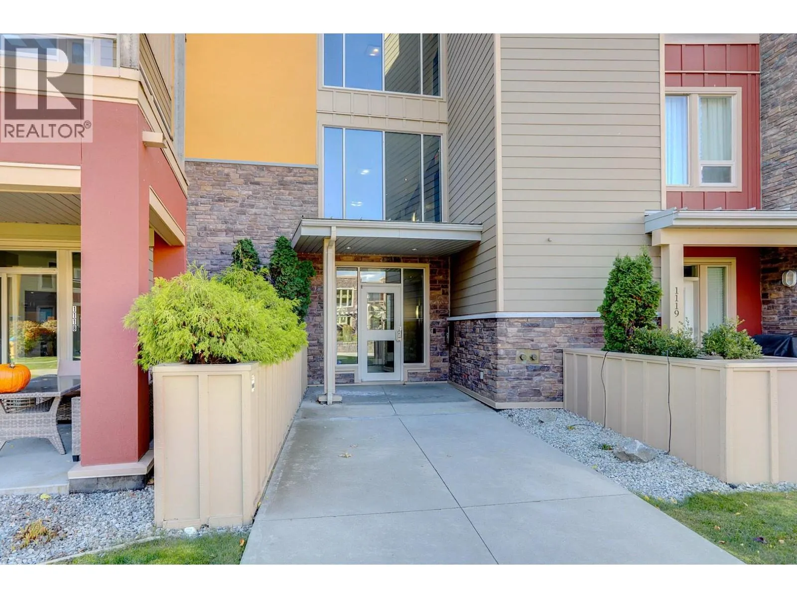 7343 Okanagan Landing Road Unit# 1114