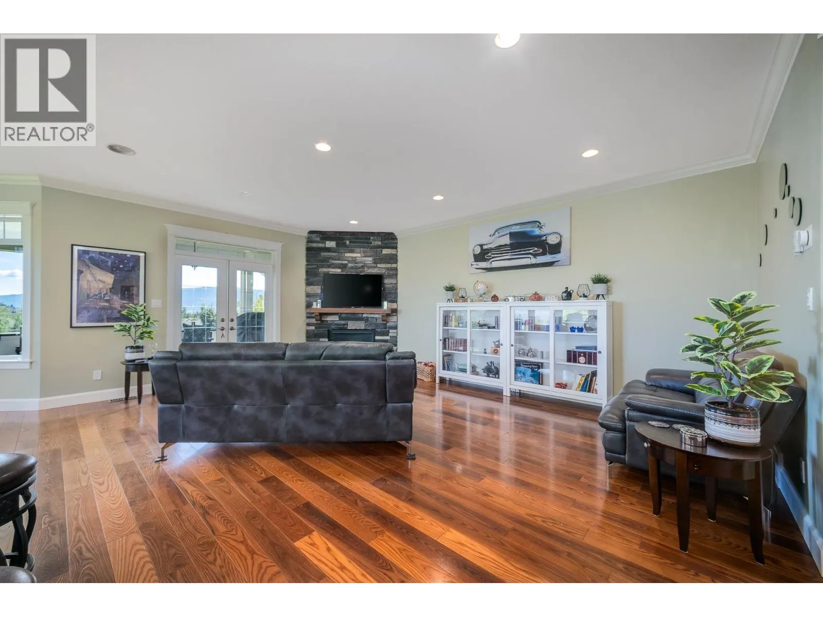 1446 Huckleberry Drive