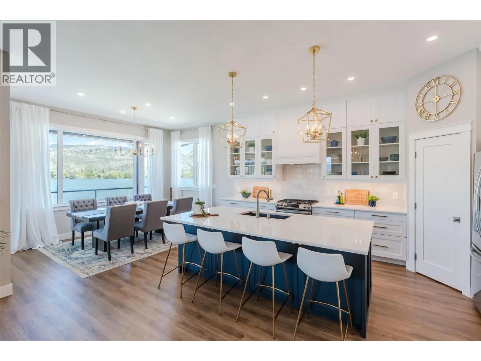 7030 Tucelnuit Drive