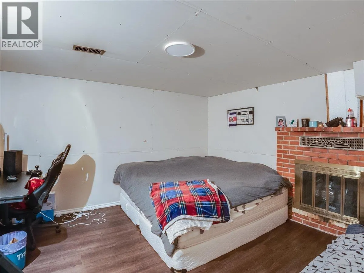 814 10th Street