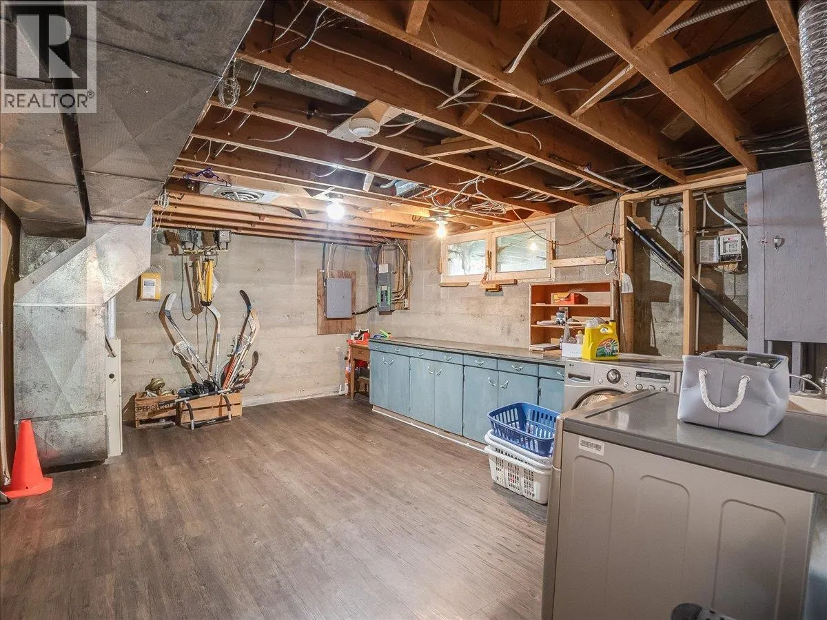 814 10th Street