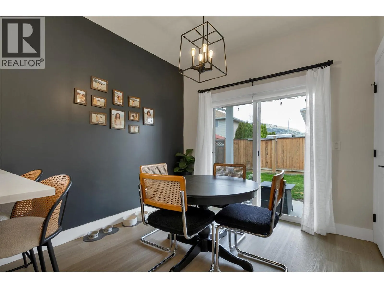1999 15 Avenue Unit# 9