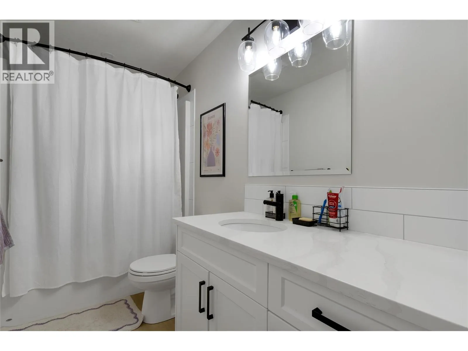 1999 15 Avenue Unit# 9