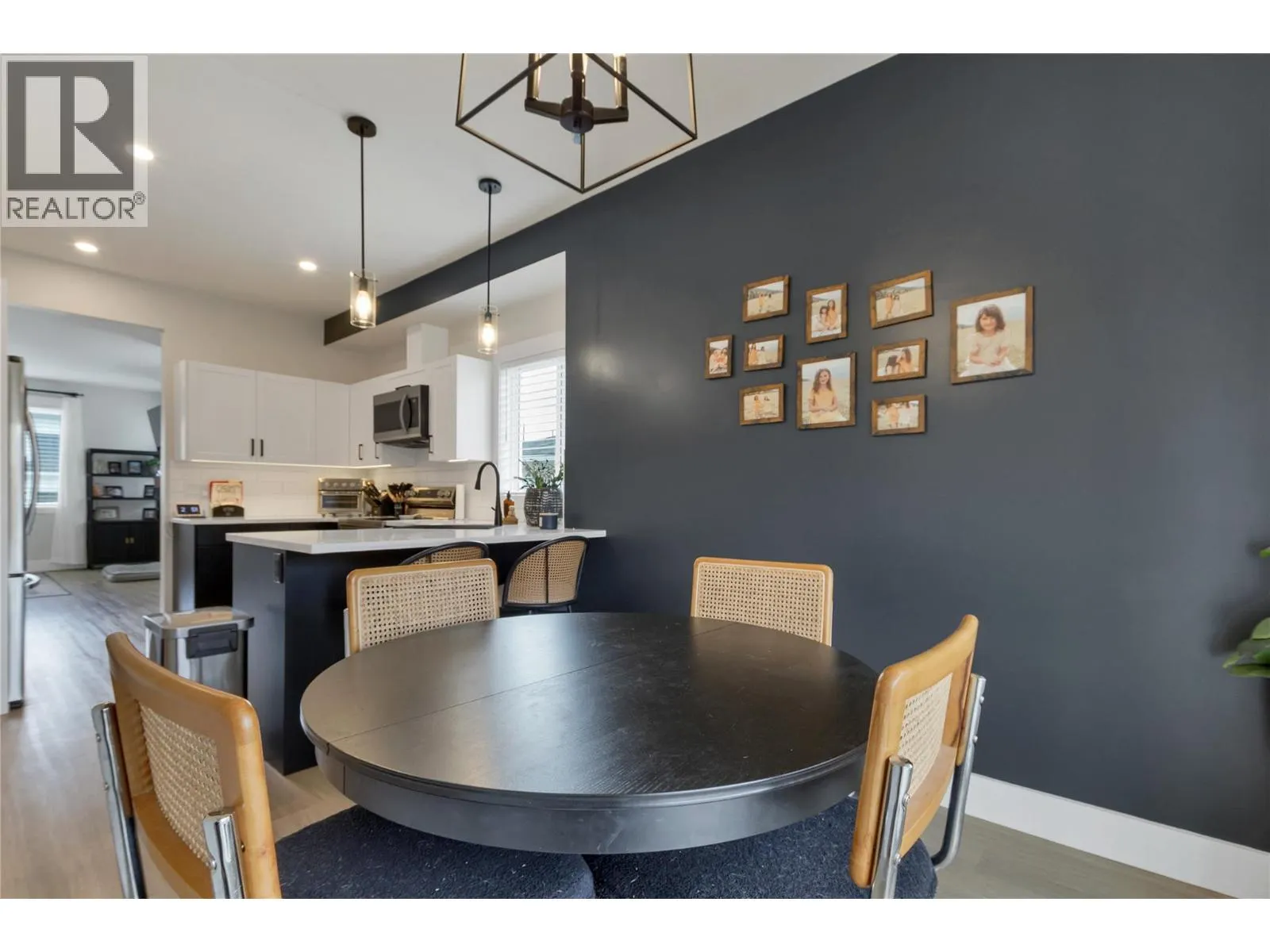 1999 15 Avenue Unit# 9