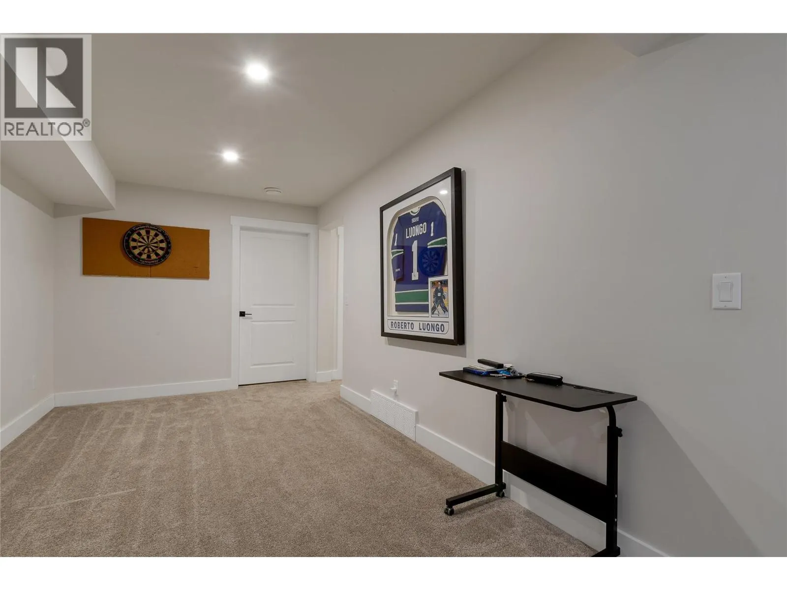1999 15 Avenue Unit# 9