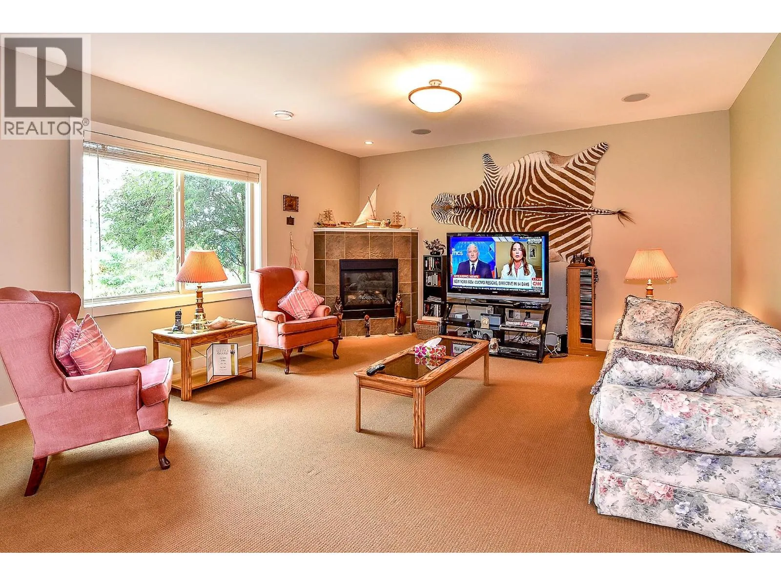 2450 Selkirk Drive Unit# 8