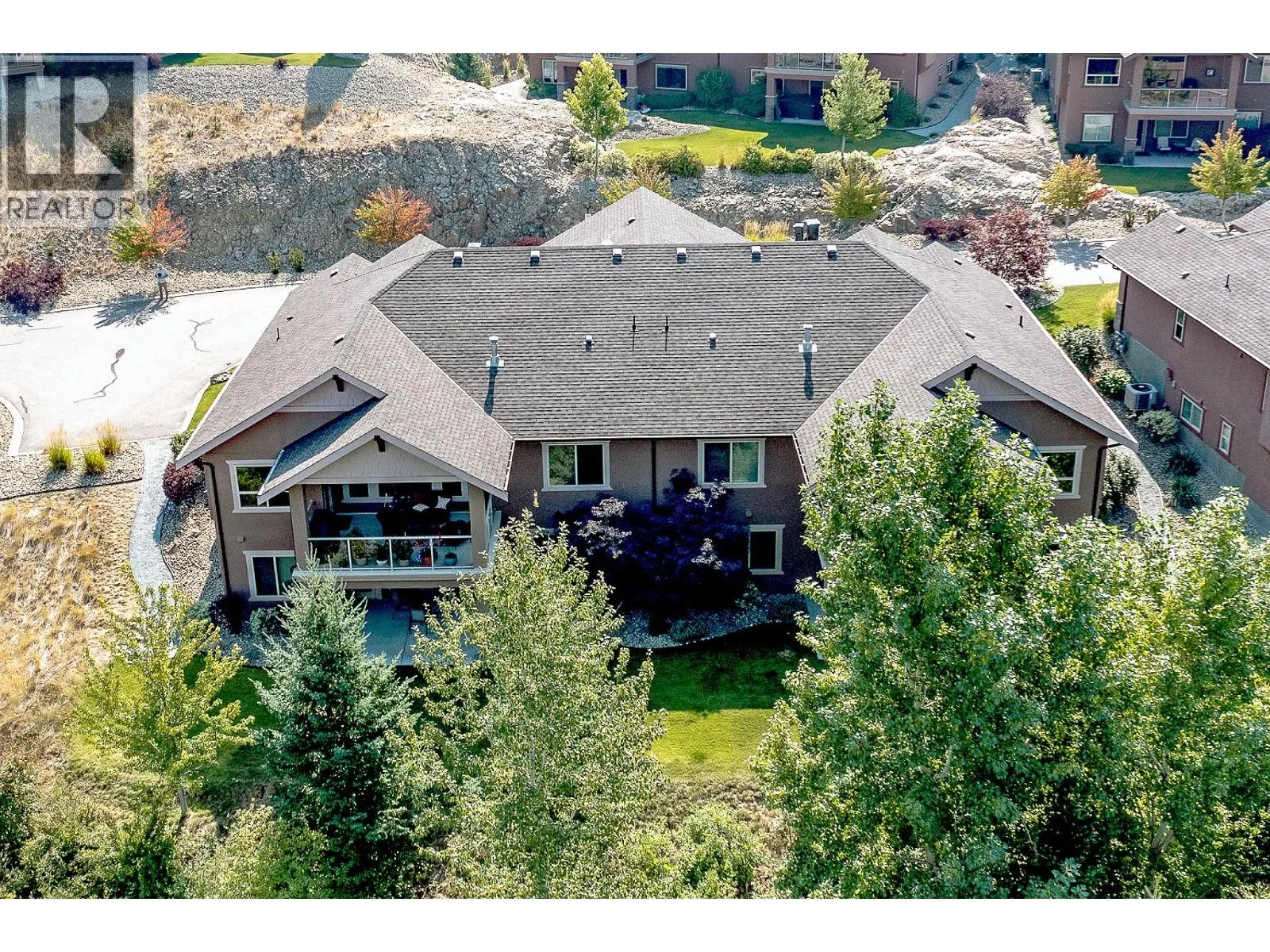 2450 Selkirk Drive Unit# 8