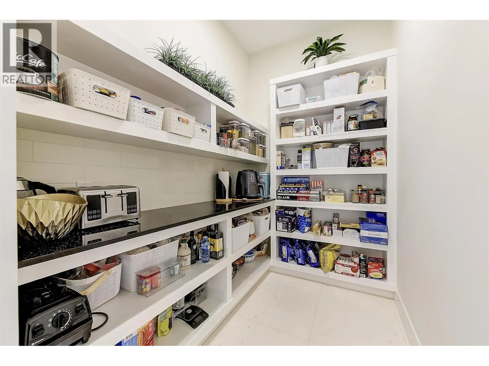3279 Vineyard View Drive