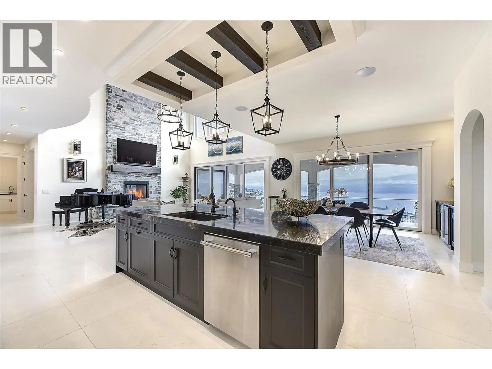 3279 Vineyard View Drive