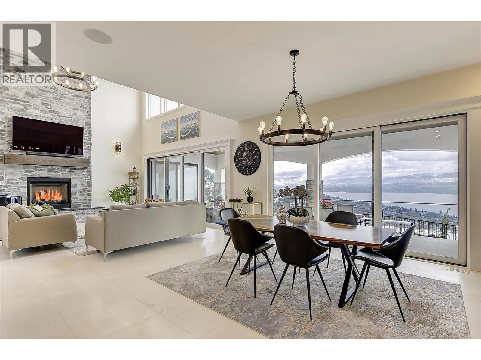 3279 Vineyard View Drive
