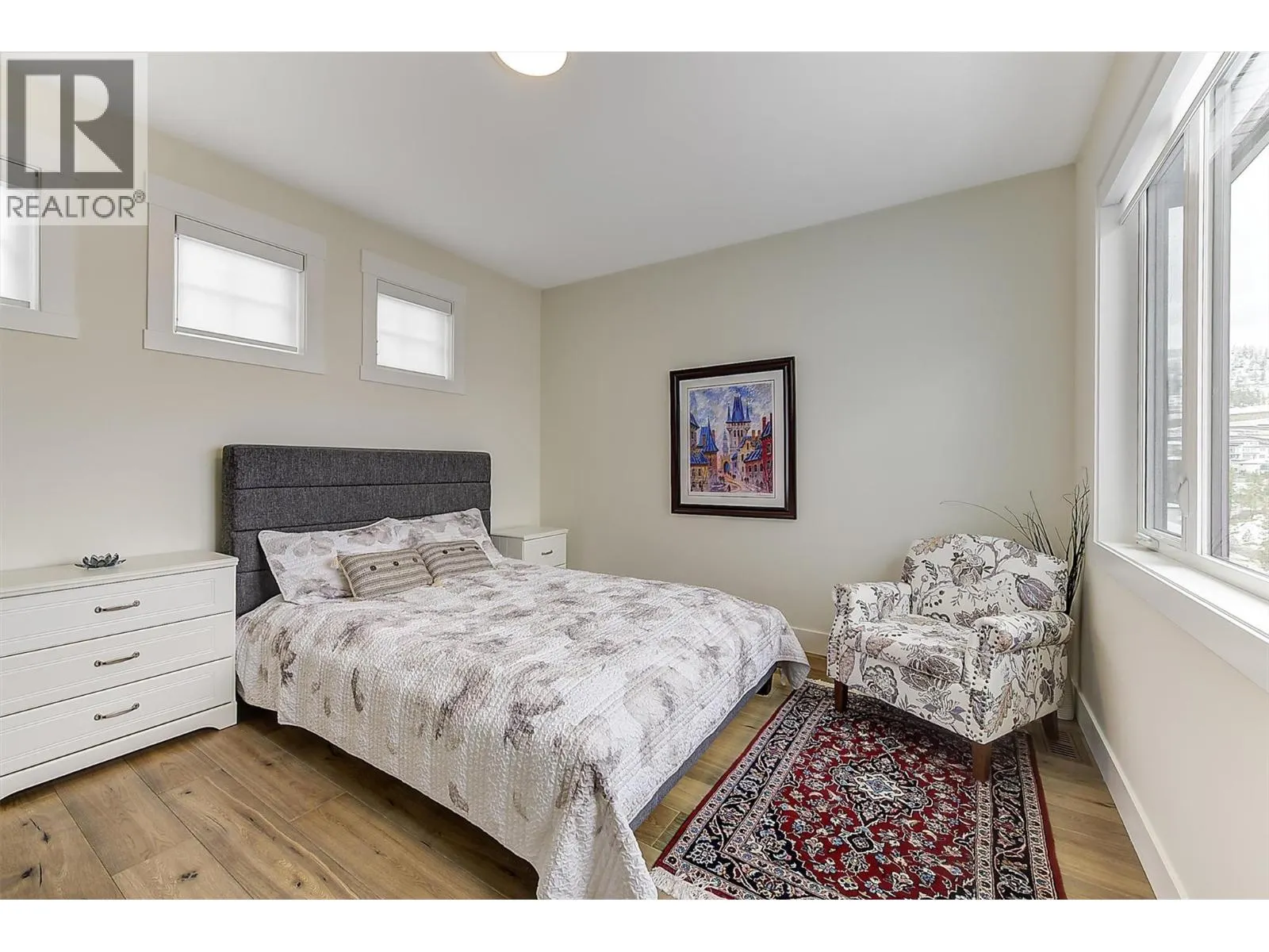 3279 Vineyard View Drive