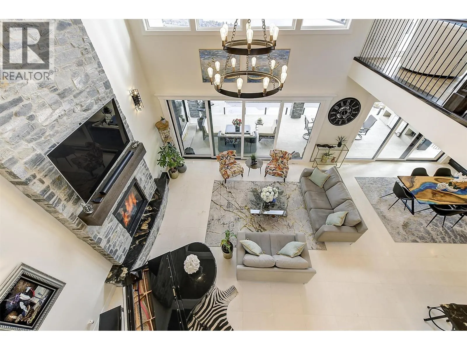 3279 Vineyard View Drive