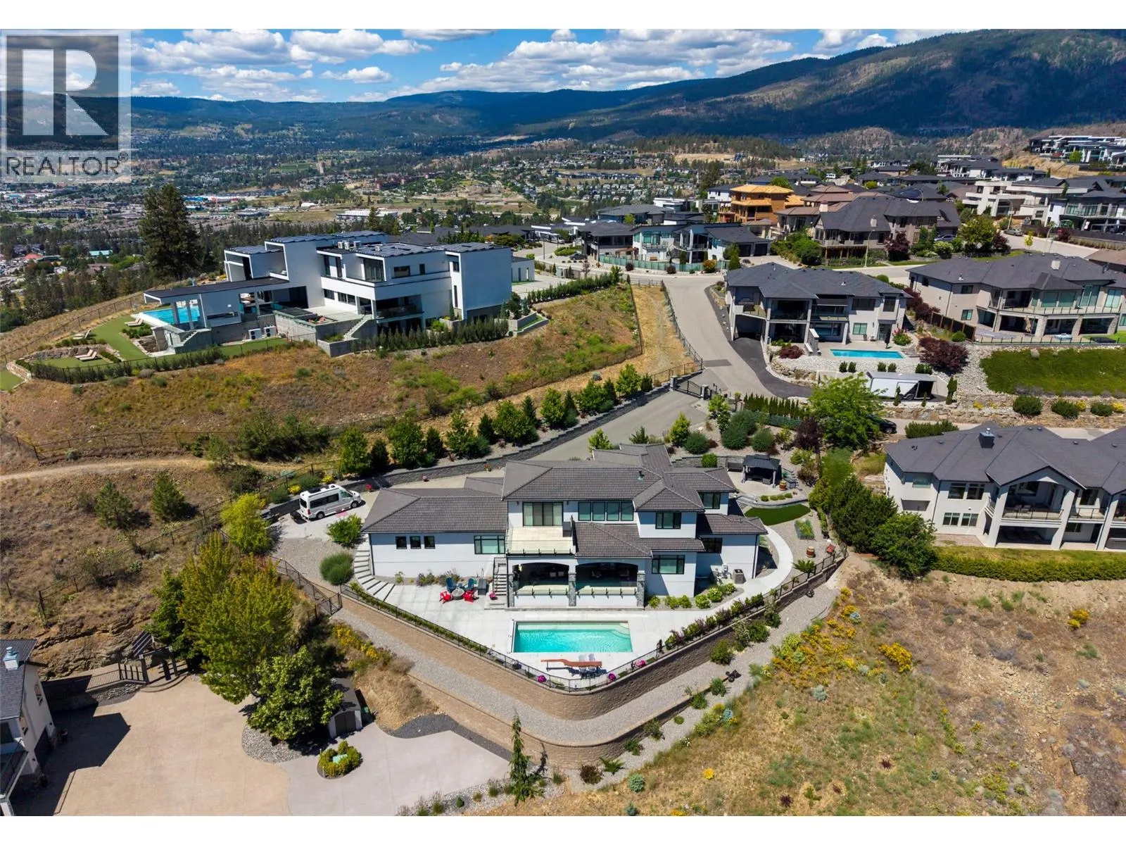 3279 Vineyard View Drive